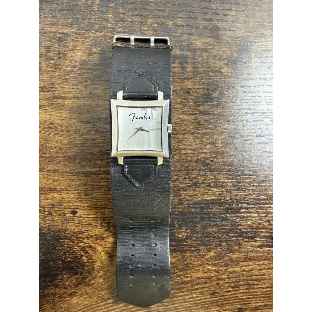 Vintage Fender Guitar Wrist Watch Unisex w/ Original‎ Black Leather Band